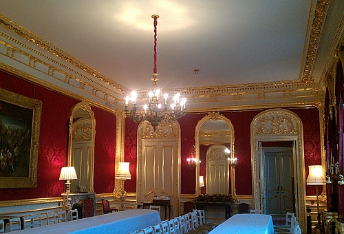 Aeon Lighting Technology's ALTLED dimmable chandeliers installed in London's stately Lancaster House