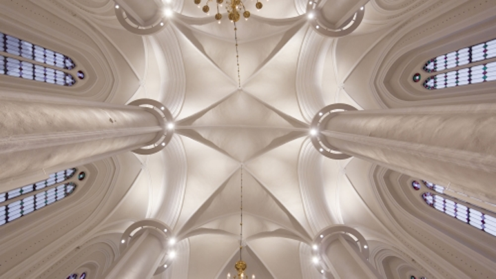 ERCO SSL highlights neo-Gothic architecture in ancient German church