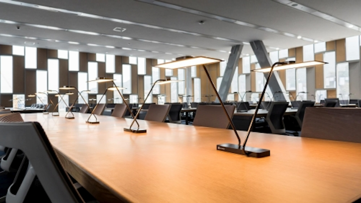 LG Chem supplies OLED lighting to Seoul National University