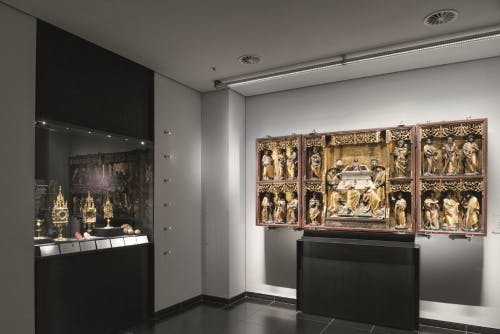 Zumtobel provides LED museum lighting for Aachen Cathedral Treasury