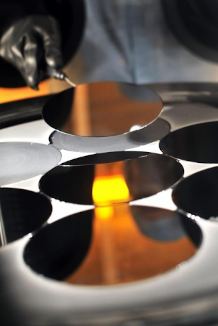 LED business news: Plessey gets UK grant, Everlight and Nichia continue IP battle