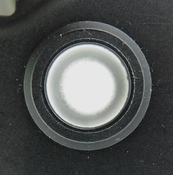Use microporous vents for reliable LED luminaire design