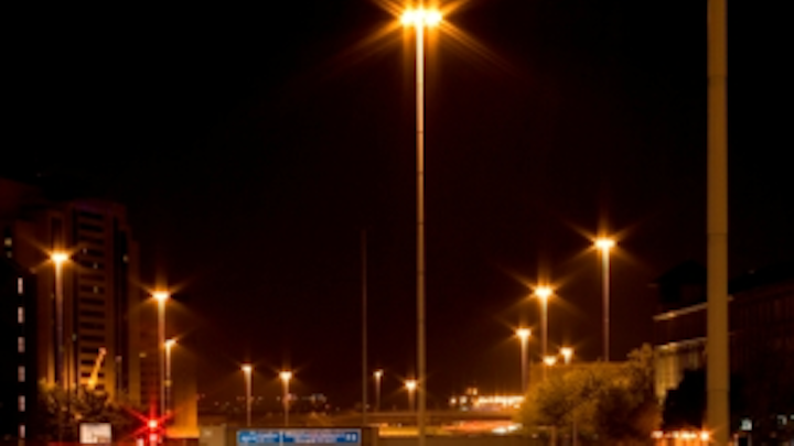 Scotland streamlines LED street light projects via vetted contractors