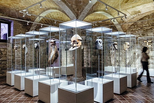ERCO LED lighting helps Museu de Cultures del Món illuminate cultural diversity