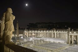 Osram lights St. Peter&apos;s Square with customized LED floodlights