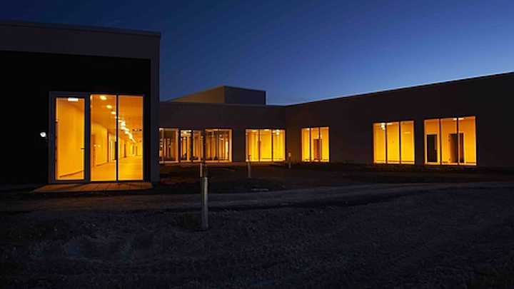 Evening and night-time amber colors deliver via a circadian lighting system help patients rest at the Aabenraa Psychiatric Hospital.