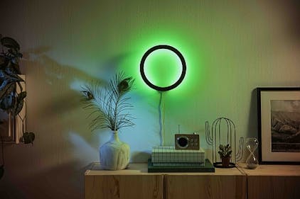 lezing vrek bron Signify still sells lights! Unveils some 20 new Hue models | LEDs Magazine