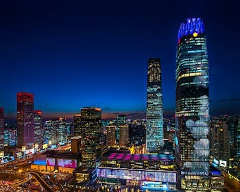 a skyscraper! It's an office complex! It's LED screen! (UPDATED) | LEDs Magazine