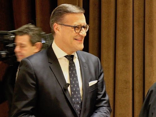 What’s in a word? Osram CEO adds ‘photonics’ to his ‘high-tech’ spiel