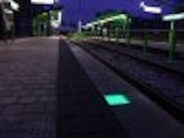 Content Dam Leds En Articles 2005 01 Case Study Safety Lighting For Prague Tram Stations Leftcolumn Article Thumbnailimage File