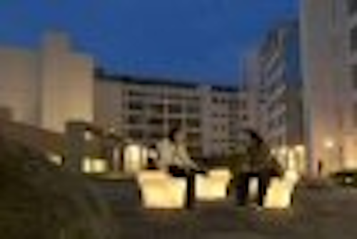 Content Dam Leds En Articles 2005 01 Philips Brings Light To Seating With Glowing Places Leftcolumn Article Thumbnailimage File