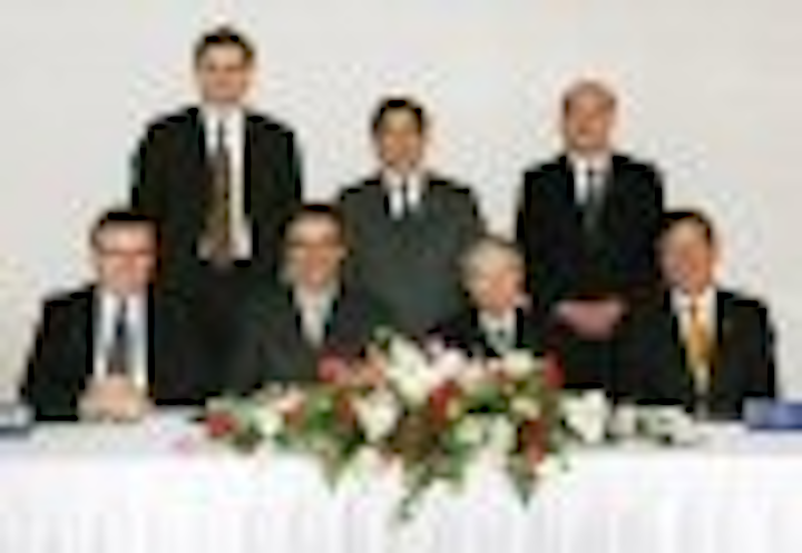 Content Dam Leds En Articles 2005 03 Tridonic And Toyoda Gosei Sign Joint Venture Agreement Leftcolumn Article Thumbnailimage File
