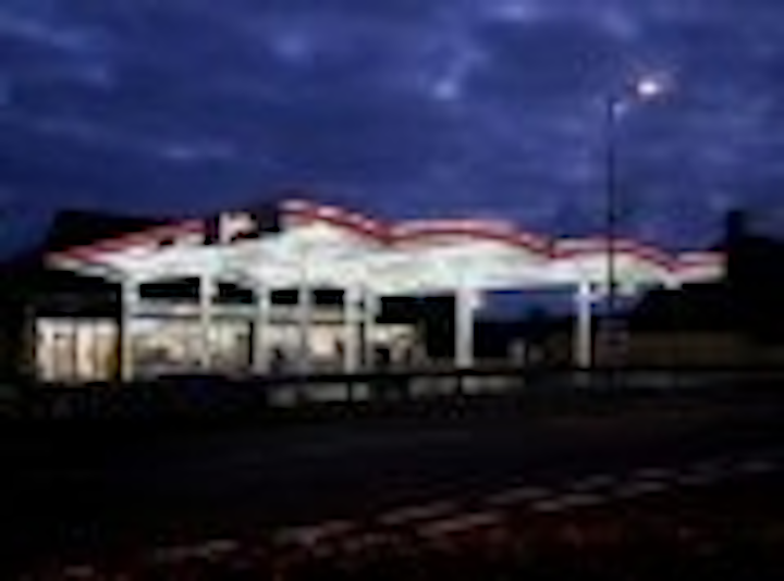 Content Dam Leds En Articles 2005 11 Led Contour Lighting Lends Drama To Garage Forecourts Leftcolumn Article Thumbnailimage File