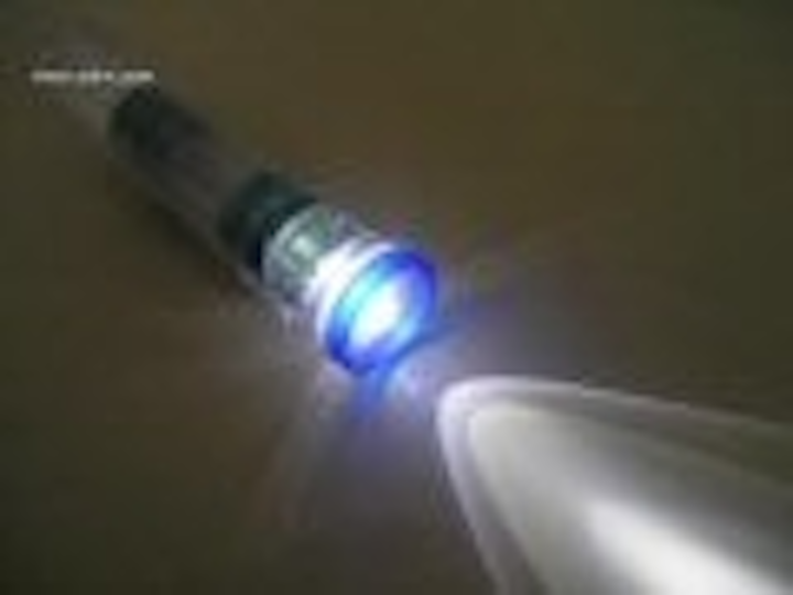 Content Dam Leds En Articles 2005 11 Led Shakelight Removes Need For Batteries Leftcolumn Article Thumbnailimage File