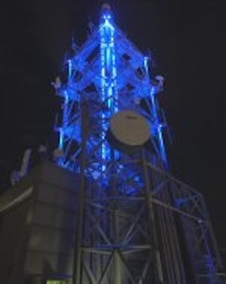 Content Dam Leds En Articles 2006 04 Dark Skies Overcome By Leds On Melbourne Tower Leftcolumn Article Thumbnailimage File