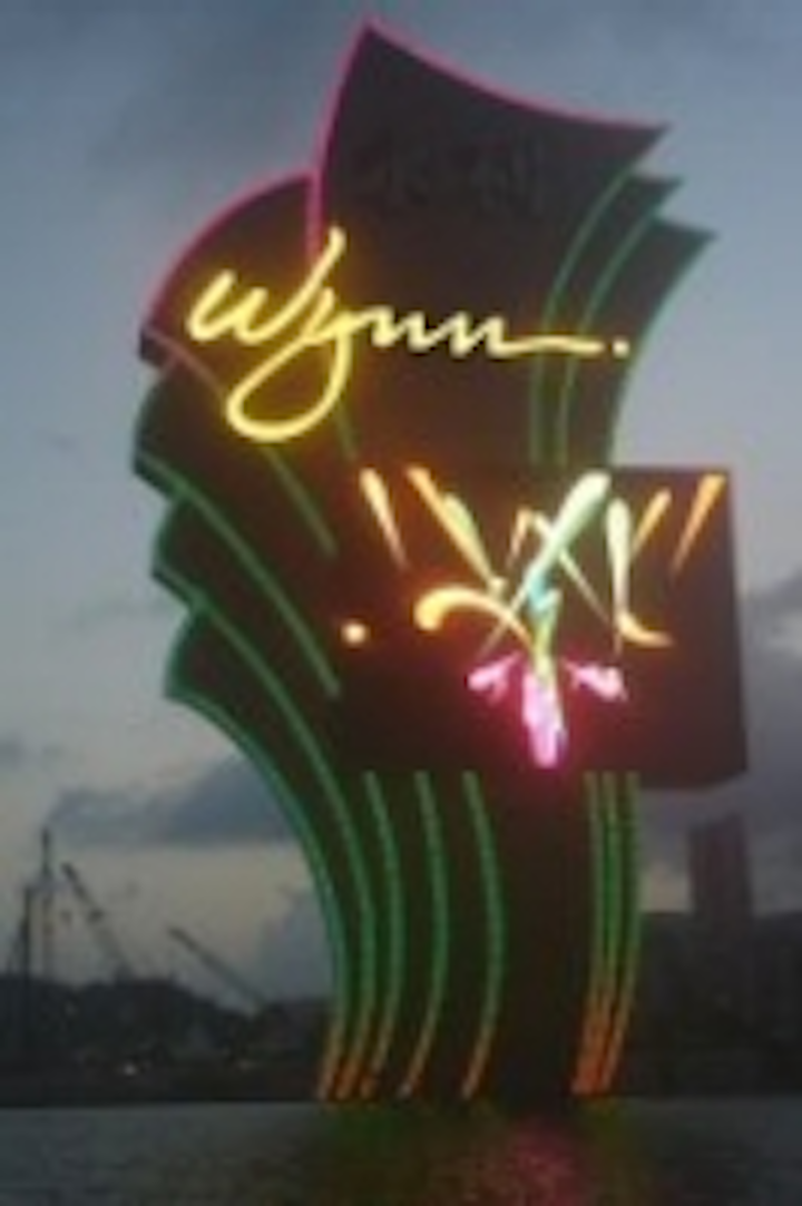 Content Dam Leds En Articles 2006 11 Displays Daktronics At Wynn Macau Barco For Mariah Leftcolumn Article Thumbnailimage File