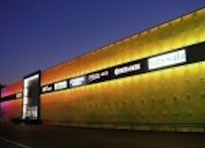 Content Dam Leds En Articles 2007 02 Leds Illuminate New Shopping Center Developments Leftcolumn Article Thumbnailimage File