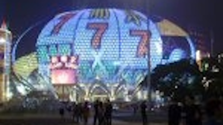 Content Dam Leds En Articles 2007 07 Daktronics Leds Light Up Grand Lisboa Hotel In Macau Leftcolumn Article Thumbnailimage File