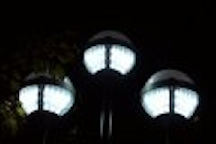 Content Dam Leds En Articles 2007 10 Led Streetlights To Take Over Downtown Ann Arbor Leftcolumn Article Thumbnailimage File