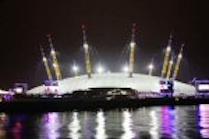 Content Dam Leds En Articles 2007 12 Led Lights At The O2 Controlled By Architen Landrell Leftcolumn Article Thumbnailimage File