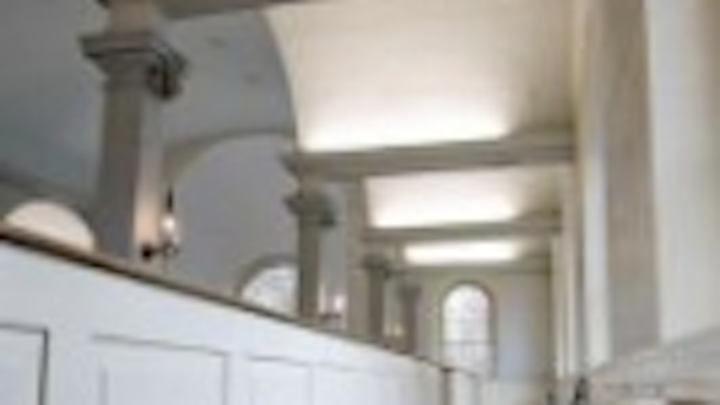 Content Dam Leds En Articles 2008 03 Boston S Old North Church Embraces Philips Led Technology Leftcolumn Article Thumbnailimage File