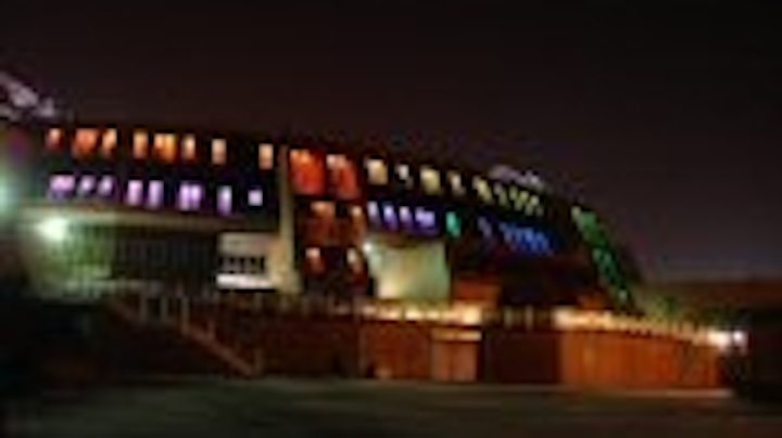 Content Dam Leds En Articles 2008 03 Chamaeleon And Lightfolio Turn On Lights For Glasgow Pupils Leftcolumn Article Thumbnailimage File