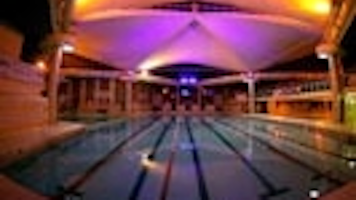 Content Dam Leds En Articles 2008 06 Led Fixtures Enhance Swim Center Architecture Leftcolumn Article Thumbnailimage File