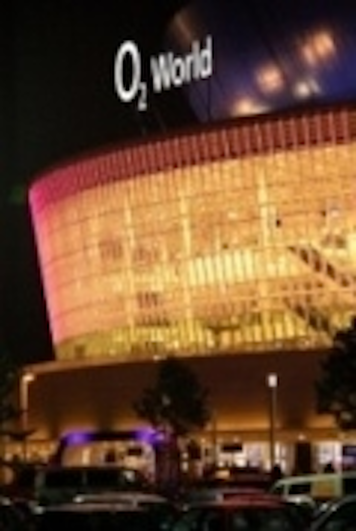 Content Dam Leds En Articles 2008 09 Kansas Lighting Company Engineers Berlin Arena Fa Ade With Leds Leftcolumn Article Thumbnailimage File