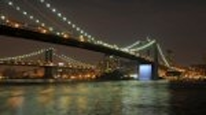 Content Dam Leds En Articles 2008 10 Leds Go With The Flow In New York City Waterfalls Leftcolumn Article Thumbnailimage File