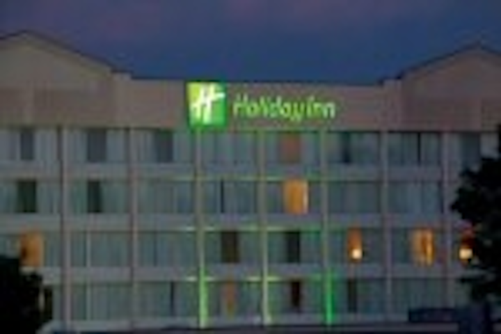 Content Dam Leds En Articles 2009 09 Holiday Inn To Save Over 4 Million With Ge Led Lighting Leftcolumn Article Thumbnailimage File