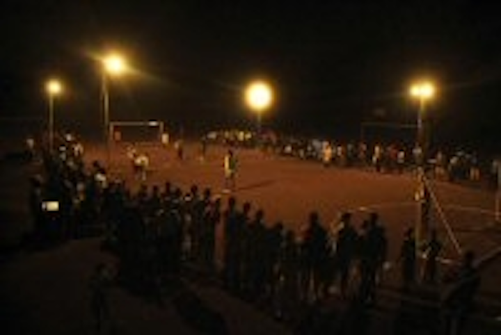 Content Dam Leds En Articles 2009 12 Philips Introduces Solar Powered Led Football Floodlights Leftcolumn Article Thumbnailimage File