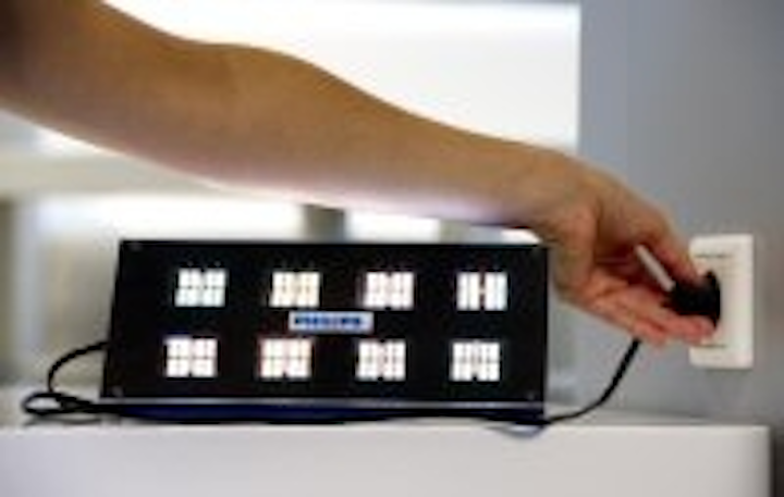 Content Dam Leds En Articles 2010 09 Philips Demonstrates Mains Powered White Light Oled Module Leftcolumn Article Thumbnailimage File
