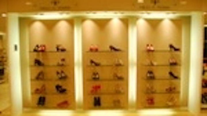 Content Dam Leds En Articles 2011 08 Retail Shoppers Respond To Lighting With Superior Color Rendering Leftcolumn Article Thumbnailimage File