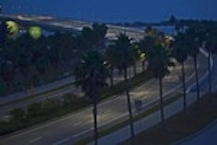 Content Dam Leds En Articles 2011 11 Outdoor Lighting Cooper Lights Detroit Tunnel Sunovia And Lumenpulse Announce Led Projects Leftcolumn Article Thumbnailimage File