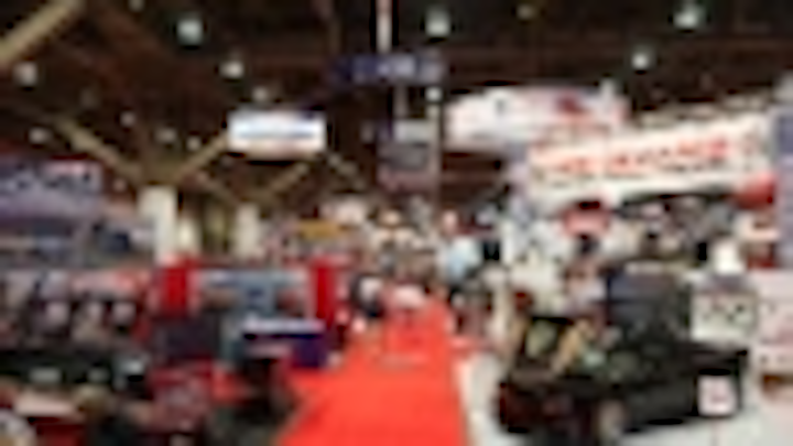 Content Dam Leds En Articles Iif 2013 04 Acuity Holophane Cmh Luminaires Uniformly Light Las Vegas Convention Center Leftcolumn Article Thumbnailimage File
