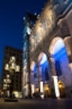 Content Dam Leds En Articles Iif 2013 09 Montreal S Notre Dame Basilica Is Bathed In Tuned Led Light Leftcolumn Article Thumbnailimage File