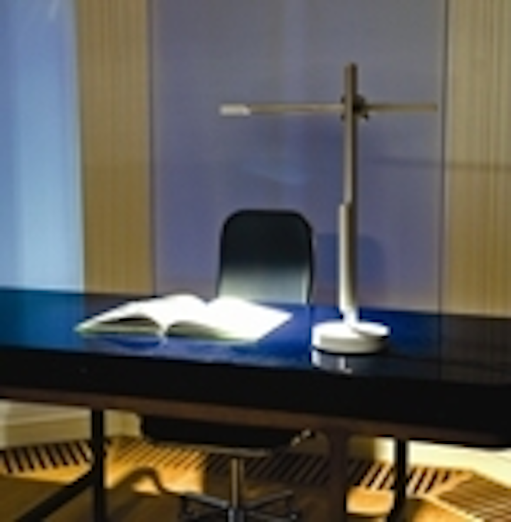 Unique Desk Lamp Designs Combine Leds With Heat Pipes And Oleds