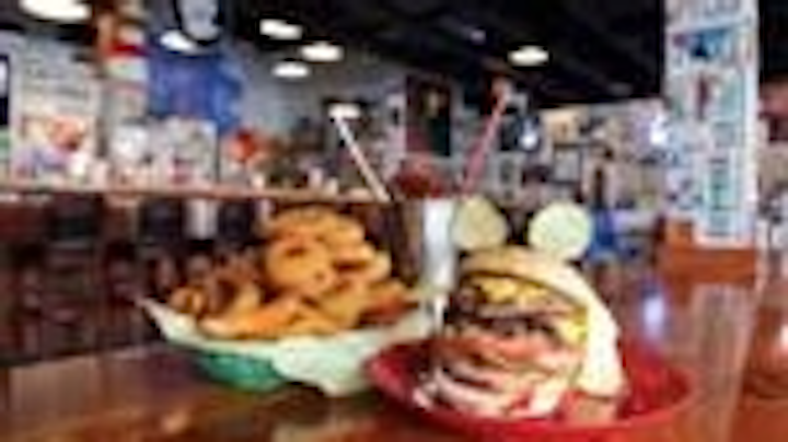 Content Dam Leds En Articles Print Volume 9 Issue 3 Features Led Lighting Highlights The Food At San Diego Burger Restaurant Magazine Leftcolumn Article Thumbnailimage File