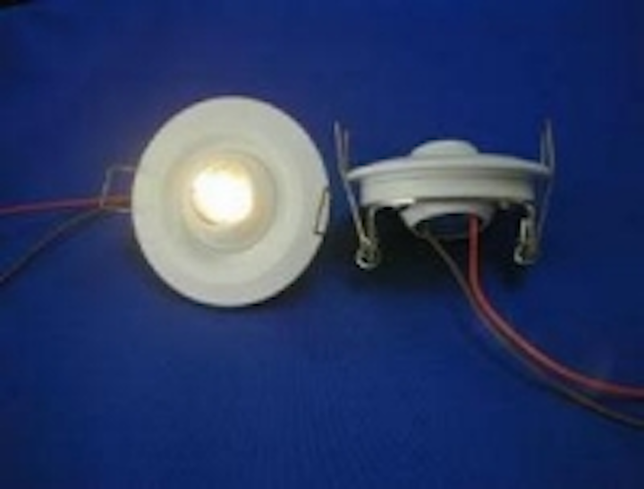 Content Dam Leds En Ugc 2006 06 Surface Mount Capacitors Have Very Small Footprint Leftcolumn Article Thumbnailimage File