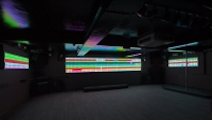 Content Dam Leds En Ugc 2006 11 Versatile Looks Good On The Dancefloor In First Uk Club Installation Leftcolumn Article Thumbnailimage File