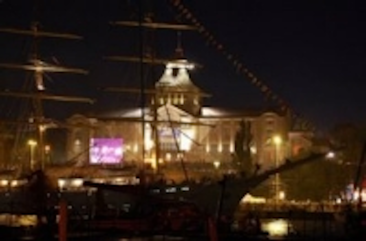 Content Dam Leds En Ugc 2007 09 Lighthouse Shines Across Szczecin Harbour For Tall Ships Leftcolumn Article Thumbnailimage File