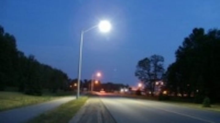 Content Dam Leds En Ugc 2008 01 Remco Replaces Conventional Street Lights With Led Lighting Leftcolumn Article Thumbnailimage File