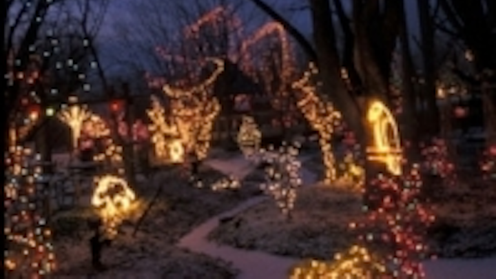 Content Dam Leds En Ugc 2008 11 Columbus Ohio Zoo Switches Out Half Of Holiday Light Show With Leds Leftcolumn Article Thumbnailimage File