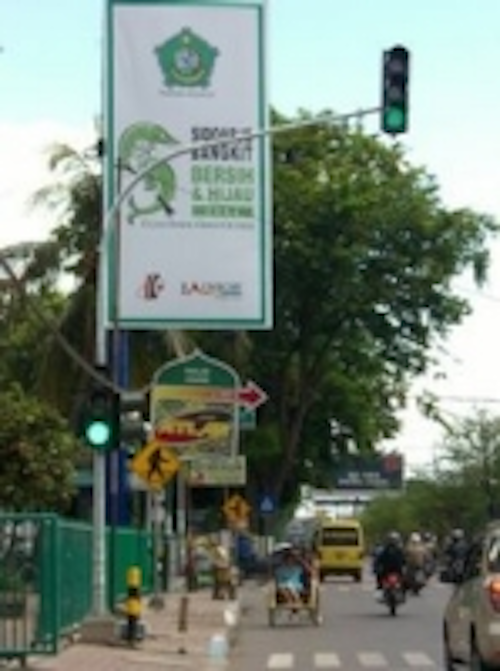 Content Dam Leds En Ugc 2008 12 Bbe Led Completes Traffic Light Project In Indonesia Leftcolumn Article Thumbnailimage File