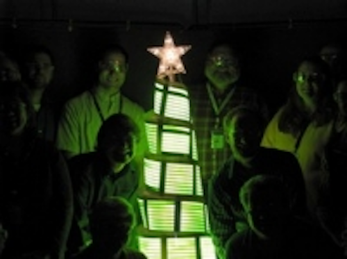 Content Dam Leds En Ugc 2008 12 Ge Scientists Display First Ever Oled Christmas Tree Leftcolumn Article Thumbnailimage File