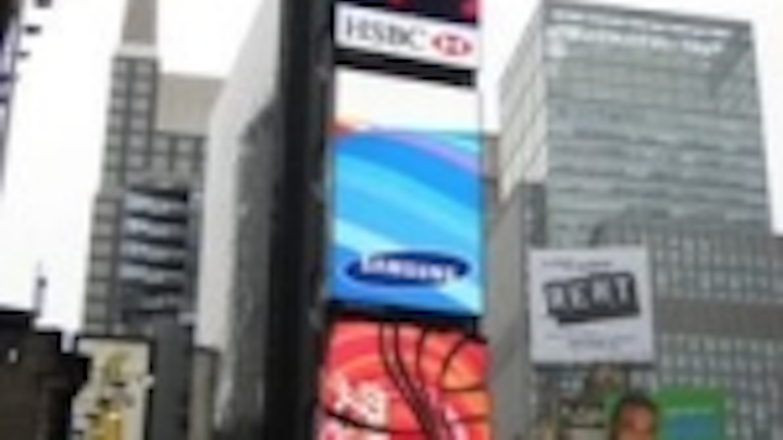 Content Dam Leds En Ugc 2009 01 Daktronics Led Video Spectaculars Create Interactive New Years Experience Leftcolumn Article Thumbnailimage File