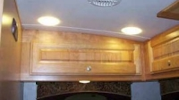 Content Dam Leds En Ugc 2009 02 Itc Inc Teams With Dynamax On Led Rv Lighting Leftcolumn Article Thumbnailimage File
