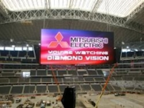 Content Dam Leds En Ugc 2009 06 Cowboys Reveal World S Largest Hd Led Screen To The Public Leftcolumn Article Thumbnailimage File