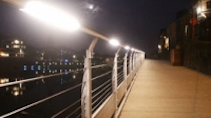 Content Dam Leds En Ugc 2009 06 Handrail Led Lighting In The Historical City Centre Of Ghent Belgium Leftcolumn Article Thumbnailimage File