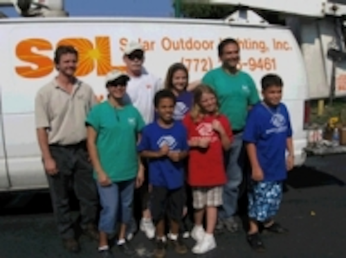 Content Dam Leds En Ugc 2009 08 Sol Inc Donates Solar Lights To Local Boys And Girls Club Leftcolumn Article Thumbnailimage File